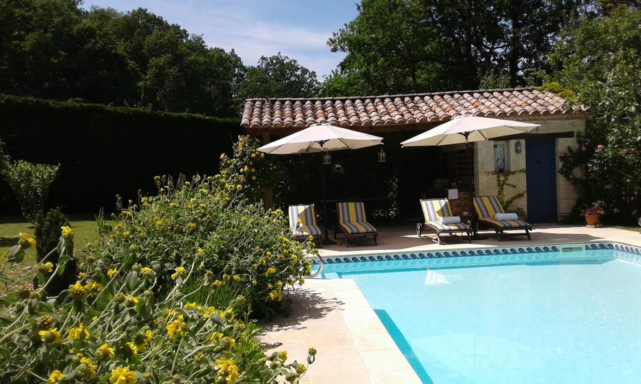 Le Colombier Bed & Breakfast วีเนิฟ-โซร์-ล็อต ภายนอก รูปภาพ