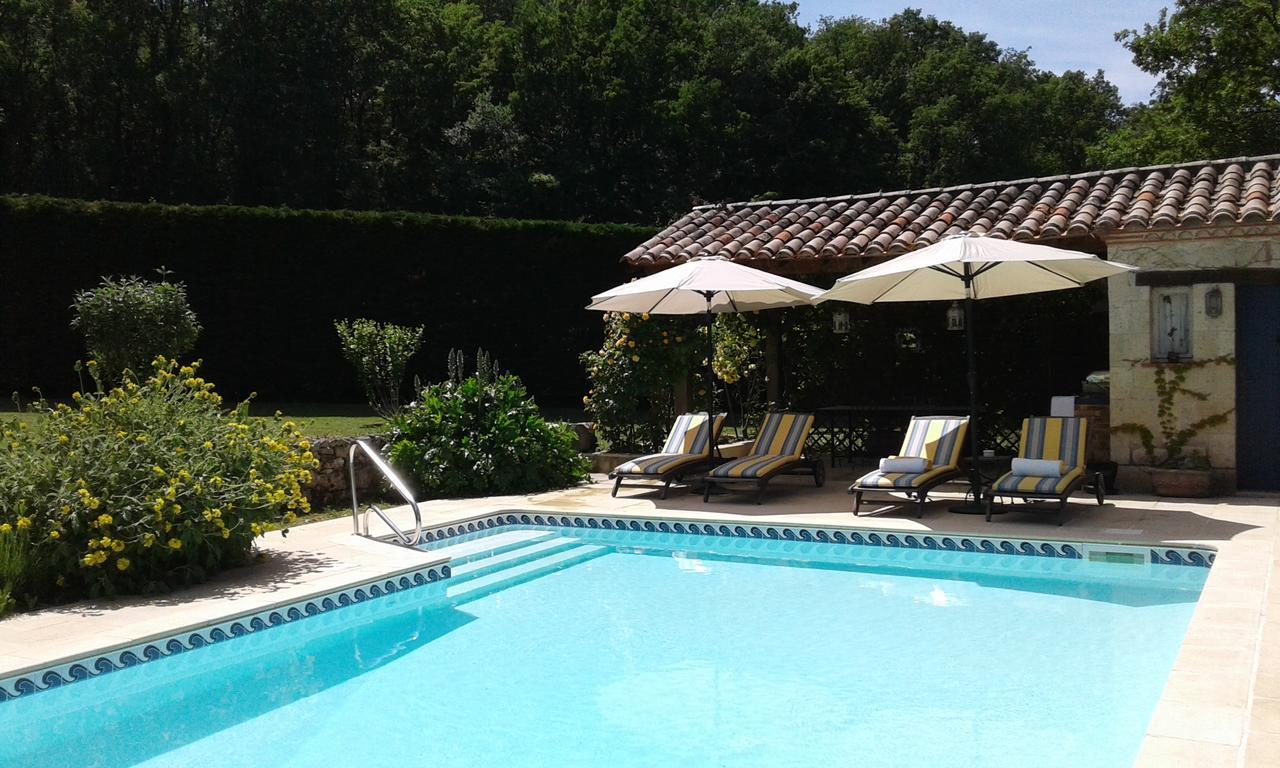 Le Colombier Bed & Breakfast วีเนิฟ-โซร์-ล็อต ภายนอก รูปภาพ